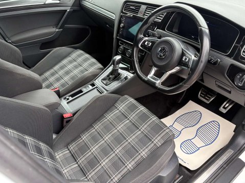 Volkswagen Golf 2.0 TDI GTD Hatchback 5dr Diesel DSG Euro 6 (s/s) (184 ps) 29