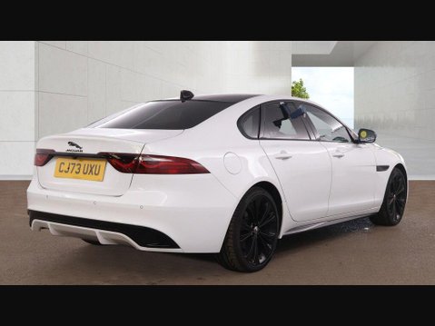 Jaguar XF R-DYNAMIC S 5