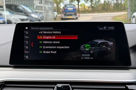 BMW 5 Series 520D M SPORT - RARE SOPHISTO GREY WITH IVORY LEATHER INTERIOR  54