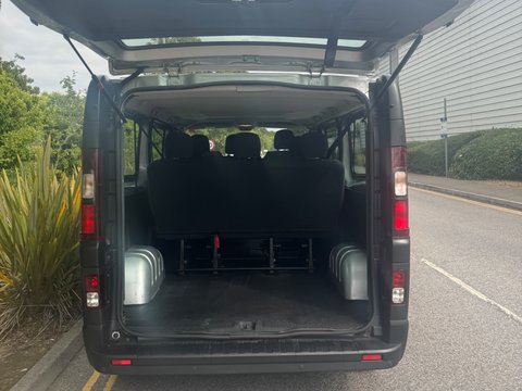 Vauxhall Vivaro COMBI CDTI S/S 17