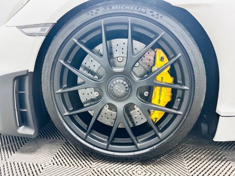 Porsche 718 Cayman 4.0 GT4 RS PDK Euro 6 (s/s) 2dr 52