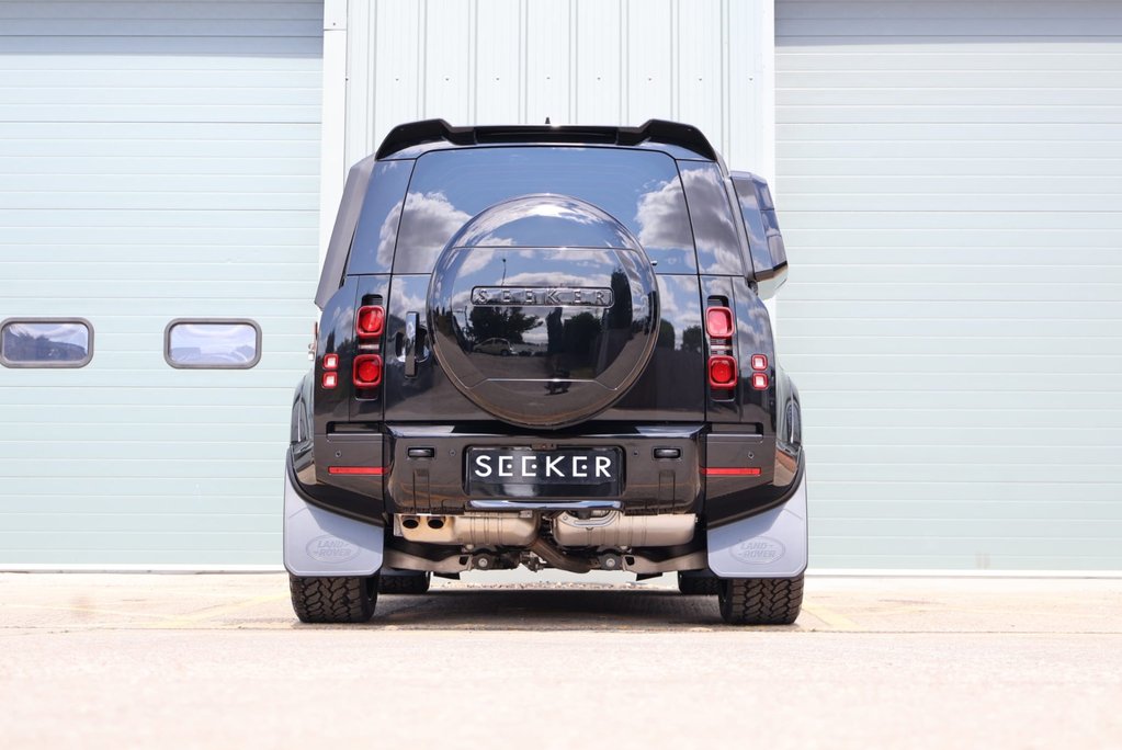 Land Rover Defender 110 2026 D350 HARD TOP X-DYNAMIC HSE REAR SEATS DECEMBER STOCK LANDING SOON  9