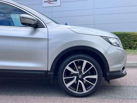 Nissan Qashqai 1.6 dCi Tekna 2WD Euro 6 (s/s) 5dr 41