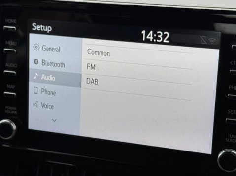 Toyota Corolla 1.8 VVT-h Icon Touring Sports CVT Euro 6 (s/s) 5dr 20