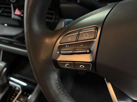 Hyundai IONIQ 1.6 IONIQ Premium SE FHEV Semi-Auto 5dr 18