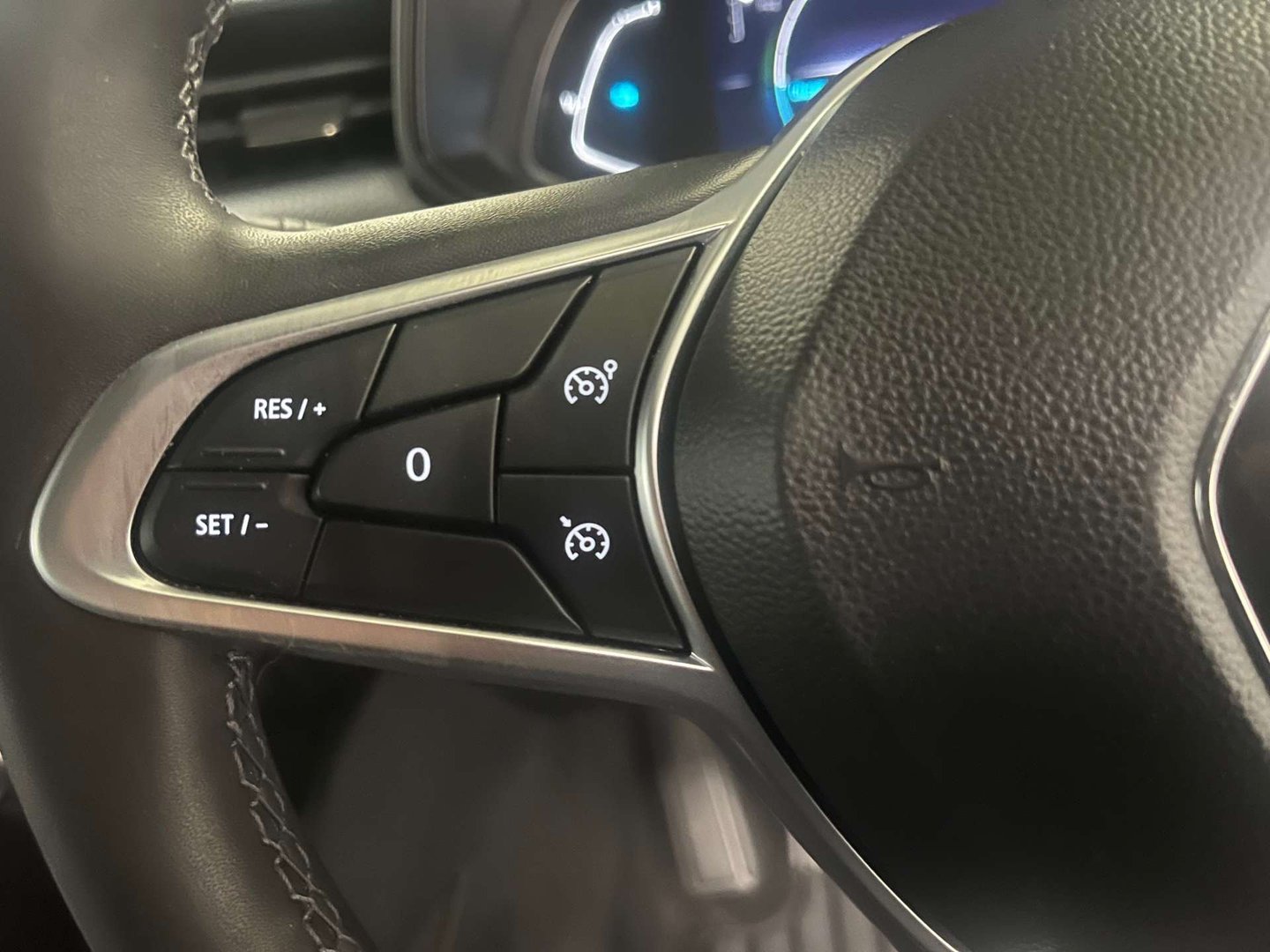 2023 Renault Clio — image 14