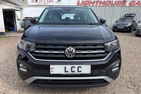 Volkswagen T-Cross SE TSI.. AUTOMATIC.. APPLE/ANDROID CARPLAY..PADDLE SHIFT.. 5 SERVICES.. A/C 2