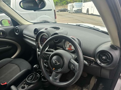 Mini Countryman COOPER D ALL4 8