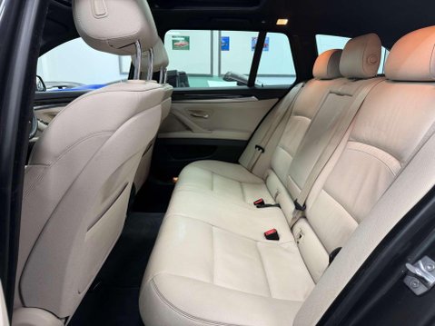 BMW 5 Series 3.0 535d M Sport Touring 5dr Diesel Auto Euro 6 (s/s) (313 ps) 43