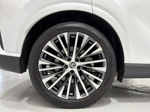 Lexus RX 450H+ PREMIUM PLUS 21