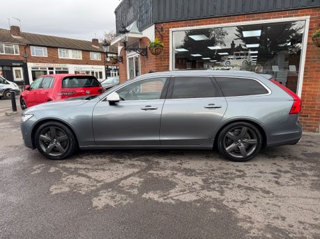 Volvo V90 2.0 D5 PowerPulse R-Design Pro Estate 5dr Diesel Auto AWD Euro 6 (235PS) 6