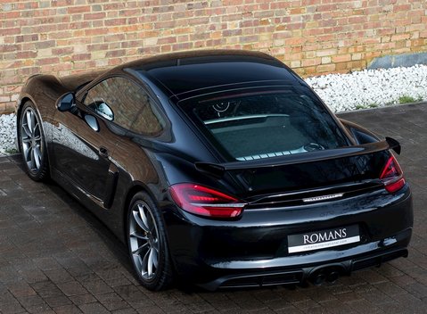 Porsche Cayman GT4 9