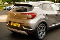 Renault Captur TECHNO E-TECH 8