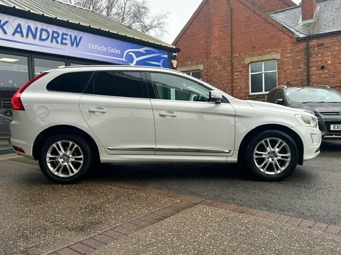 Volvo XC60 D5 SE LUX NAV AWD 2
