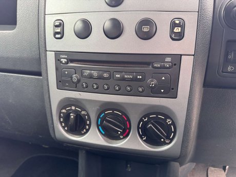 Citroen Berlingo 1.6 Berlingo 600 HDi Enterprise 75 26