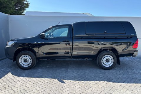 Toyota Hilux Active 4WD D-4D Single Cab Pickup - Gullwing Canopy 8