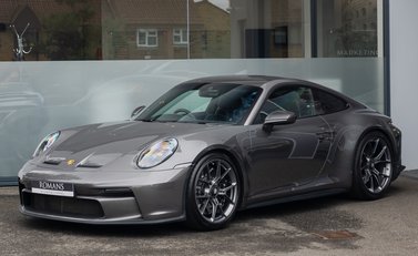 Porsche 911 GT3 TOURING (992) 2