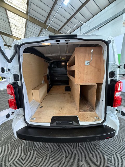 Citroen Dispatch 1.5 Dispatch Driver 5dr 4