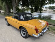 MG B ROADSTER 71