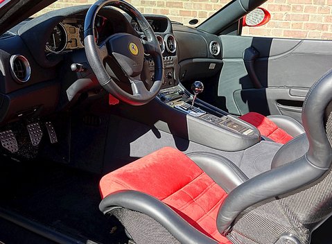 Ferrari 550 Barchetta Pininfarina 12