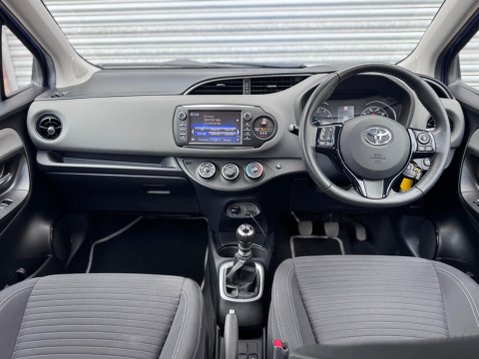 Toyota Yaris 1.5 VVT-i Icon Tech Hatchback 5dr Petrol Manual Euro 6 (111 ps) 34