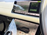 Land Rover Range Rover Velar R-DYNAMIC SE 11