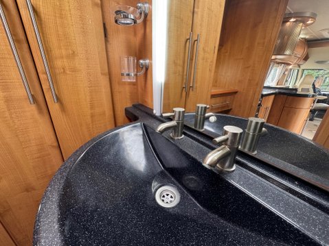 Auto-Trail Grande Frontier 53