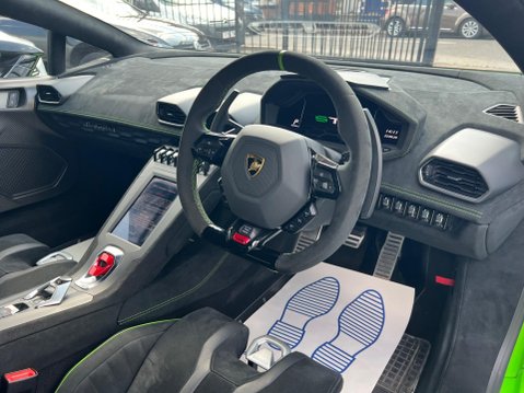 Lamborghini Huracan 5.2 V10 LP 640-2 STO LDF Euro 6 (s/s) 2dr 34