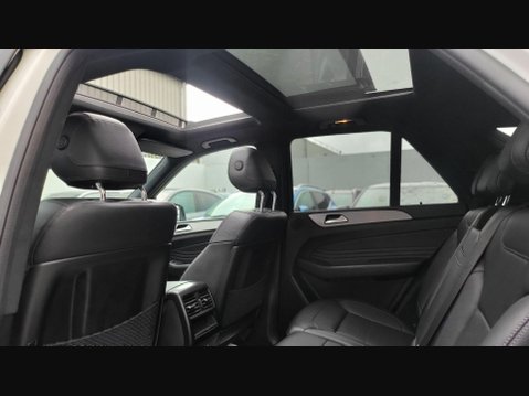 Mercedes-Benz GLE GLE 250 D 4MATIC AMG NIGHT EDITION PREMIUM PLUS 18