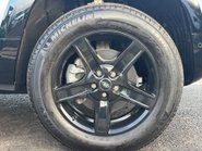 Land Rover Defender 90 D250 Hard Top SE MHEV 35