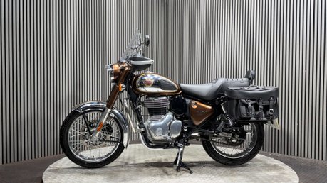 Royal Enfield Classic 2023 LESS THAN 2K OUTSTANDING CONDITION PANNIERS SCREEN ETC 350CC 8
