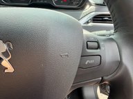 Peugeot 208 PURETECH S/S SIGNATURE 14