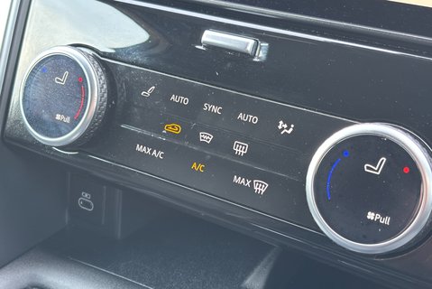 Land Rover Discovery D300 R-Dynamic HSE MHEV Panel Van 25