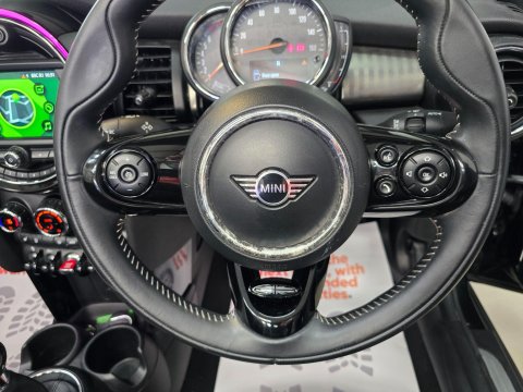 Mini Convertible 1.5 Cooper Exclusive Euro 6 (s/s) 2dr 27