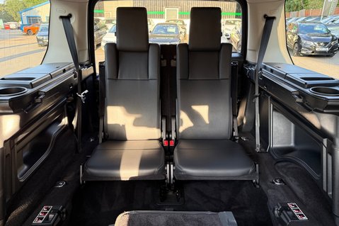 Land Rover Discovery SDV6 SE TECH - ULEZ COMPLIANT -FULL LR SERVICE HISTORY - 9 SERVICES -TOWBAR 45