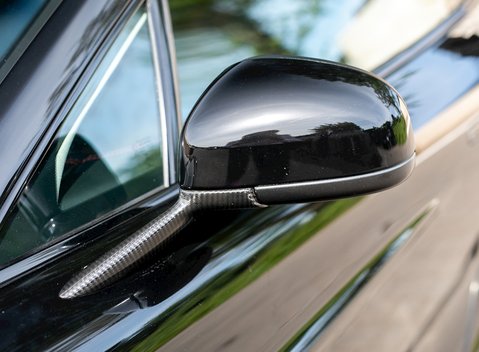 Aston Martin Vanquish 25