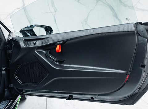 Lamborghini Huracan STO 22
