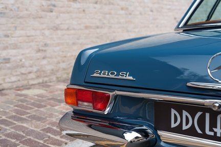 Mercedes-Benz SL Series 280 SL 13