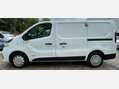 Renault Trafic 1.6 dCi 27 Business+ SWB Standard Roof Euro 5 5dr 19