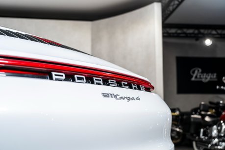 Porsche 911 TARGA 4 PDK. WARRANTY. ADAPTIVE CRUISE CONTROL. HEATED SEATS. HEATED WHEEL 50