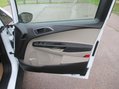 Ford B-Max 1.0T EcoBoost Titanium Navigator Euro 6 5dr 37
