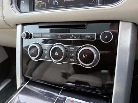 Land Rover Range Rover 3.0 TDV6 AUTOBIOGRAPHY 27