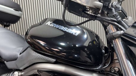 Kawasaki Er ER6 N 2010 ONLY 17K FULL LUGGAGE MOT SEPTEMBER 2027 650CC 24
