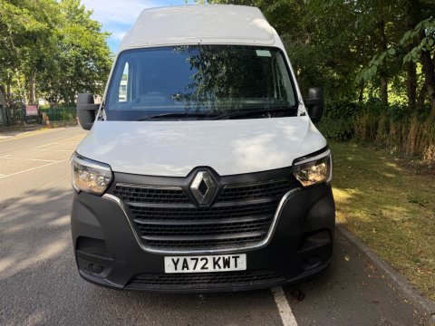Renault Master 2.3 dCi ENERGY 35 Business Long Overhang Panel Van RWD LWB Medium Roof Euro 9