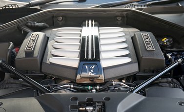 Rolls-Royce Dawn 31
