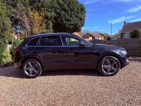 Audi Q5 3.0 TDI V6 S line Plus S Tronic quattro Euro 5 (s/s) 5dr 4