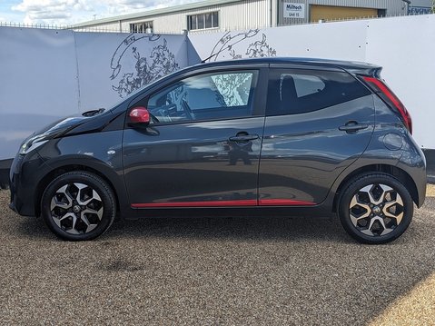 Toyota Aygo VVT-I X-TREND TSS 4