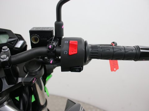 Kawasaki Z125 BR 125 LPFNN 22