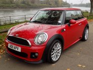 Mini Hatch COOPER 3