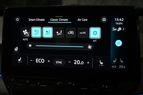 Volkswagen ID.3 Pro Performance 58kWh Life Auto 5dr 176